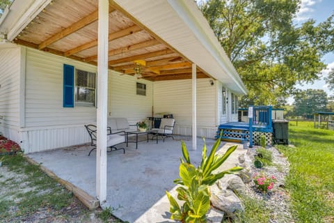 Pet-Friendly Ocala Vacation Rental with Patio! House in Ocala