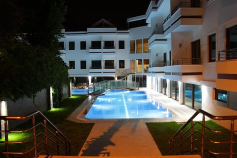 Garden, Balcony/Terrace, Swimming pool, Swimming pool