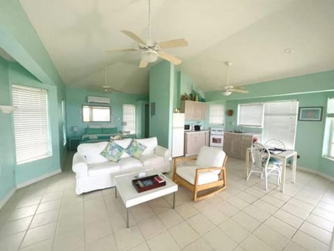 Dragon Cay Resort Mudjin Harbour Haus in Turks and Caicos Islands