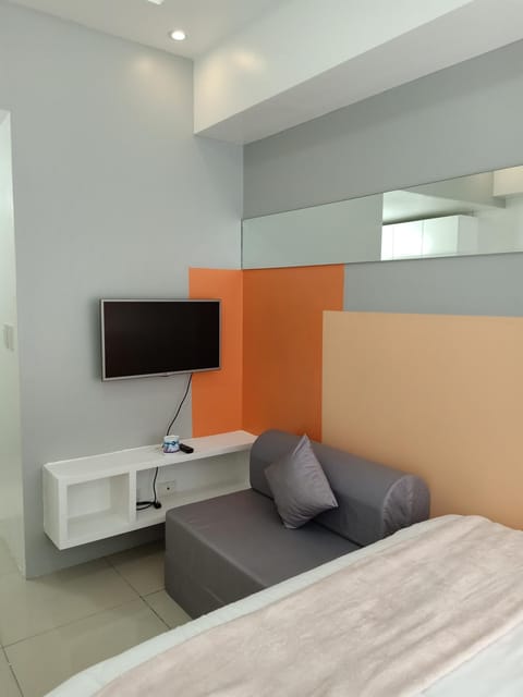 TV and multimedia, Seating area