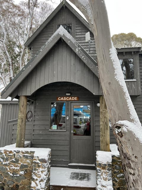 Property building, Winter