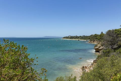 The Clifftop Cottage Portsea - Panoramic Bay Views House in Portsea