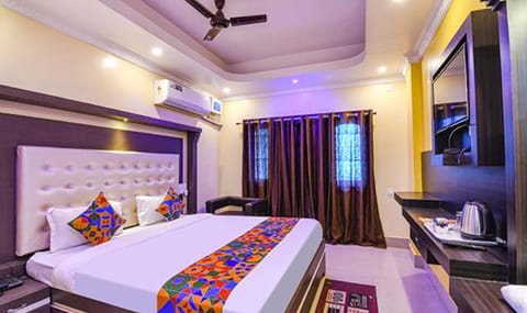 Goroomgo Hotel Asish Bollywood Beach View Puri - Best Choice of Travellers Hotel in Puri