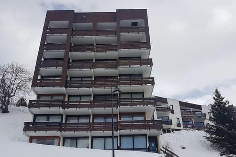 Paradiski proche des pistes plan peisey Apartment in Bellentre