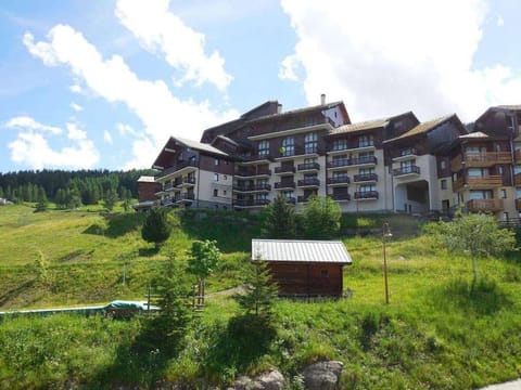 Paradiski proche pistes et commerces vallandry Apartment in Landry