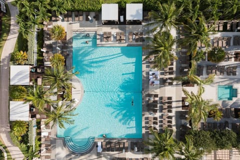 Gorgeous Partial Ocean View I The Ritz Carlton Appartement in Key Biscayne