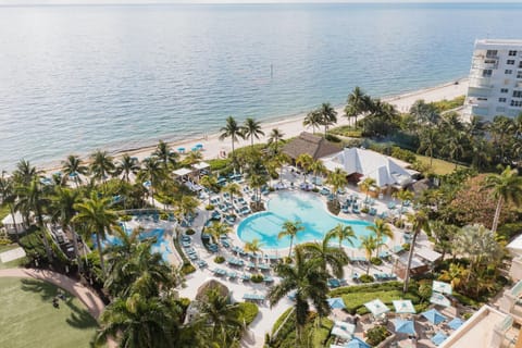 Gorgeous Partial Ocean View I The Ritz Carlton Appartement in Key Biscayne