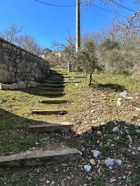 Villa Augustine, nature & vue panoramique Haus in Berrias-et-Casteljau