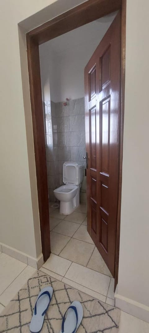 Shanzu 2 bedroom Apartment with private bathrooms Urlaubsunterkunft in Mombasa