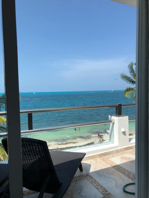 4BR Beachfront Beautiful House by Solmar Rentals House in Cancun