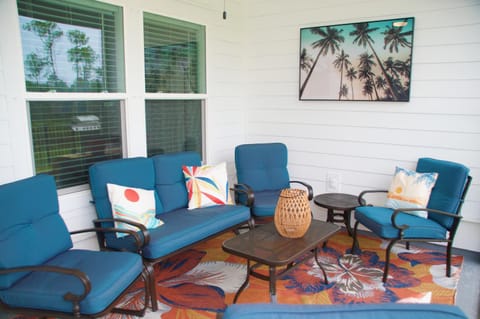 Peaceful Shores Retreat House in Laguna Beach