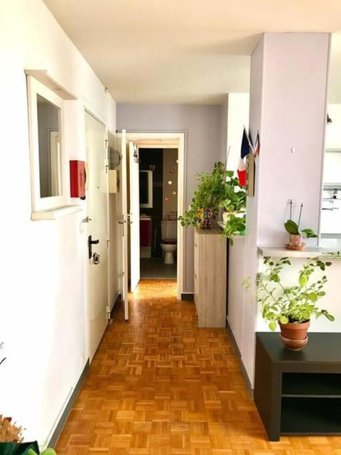 Luminous 42m2 apartment near Paris Apartamento in Clichy