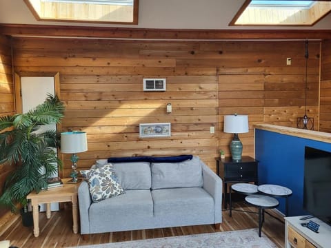 1200 Sq Ft 2 Level Apt With Fireplace And View Of Bay Condominio in Birch Bay
