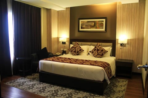 Brentwood Suites Hotel in Manila City