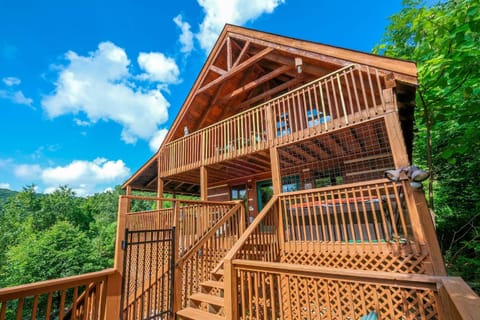 Mountain Splendor 1250 Villa in Gatlinburg