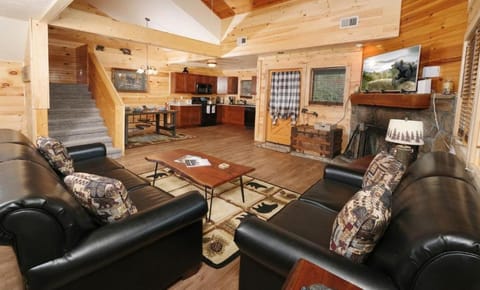 Black Bear Getaway Villa in Sevier County