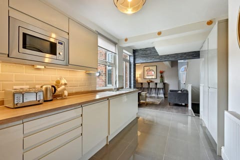Host & Stay - The Kensington Townhouse House in Liverpool