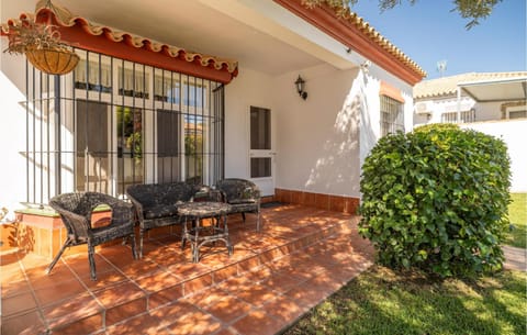 Lovely Home In Chiclana De La Fronter With Wifi House in Chiclana de la Frontera
