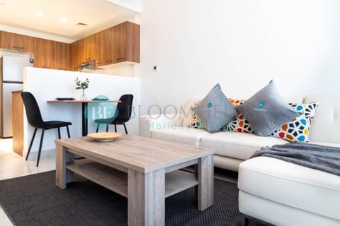 Bloomfields Mesmerizing 1br In Oasis Masdar City Apartment in Abu Dhabi