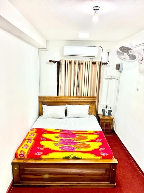 KINGS HOTEL Motel in Colombo