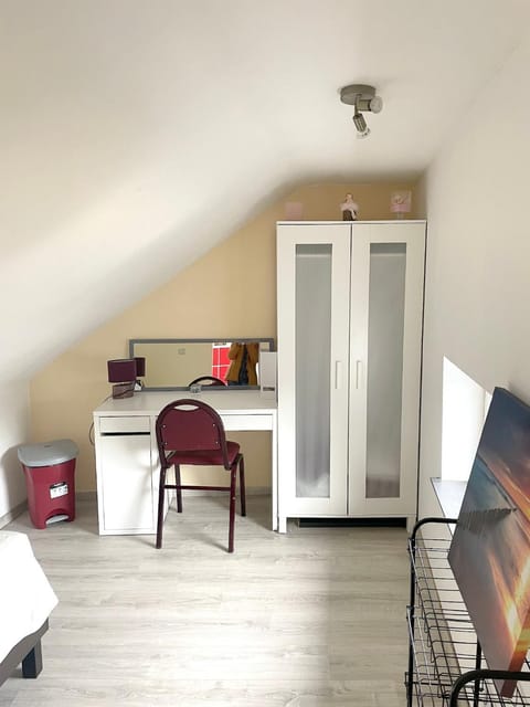 2 bedrooms appartement with wifi at Charleroi Condo in Charleroi