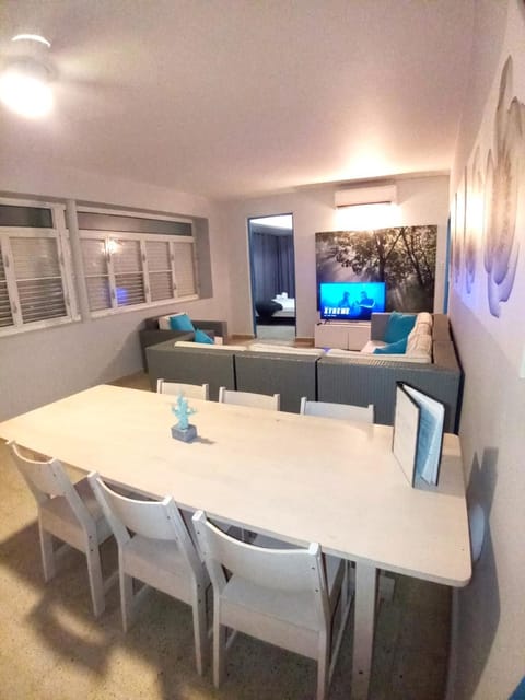 P4 Pr Rentals Condado Beach Guesthouse Apartment in San Juan