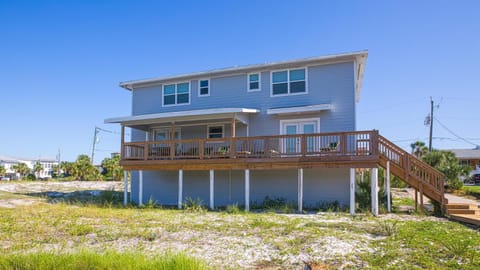 The Back Porch - Is a relaxing 4 bedroom 3 bathroom House on Holiday Isle House in Destin