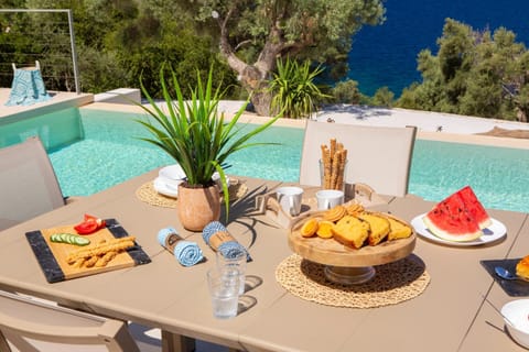 Patio, Day, Natural landscape, Dining area, Pool view