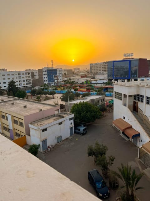 City view, Street view, Sunset, Parking