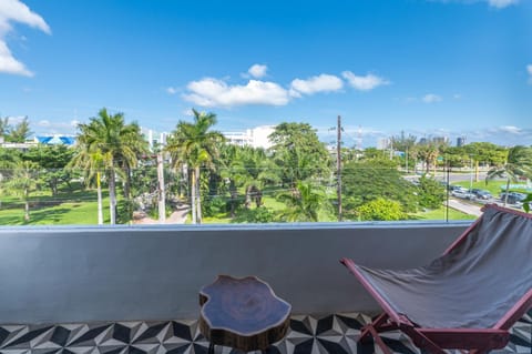 View (from property/room), Balcony/Terrace, City view