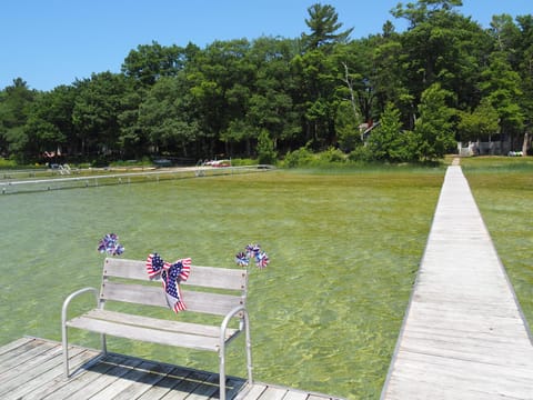 Cavalier Cottage - Private Lakefront W Kayaks! Maison in Lake Township