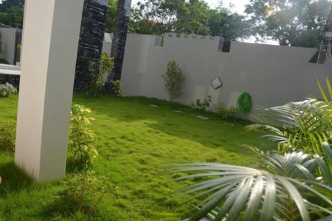 Earth - Luxurious 5 BHK AC Villa at Mysore Villa in Mysuru