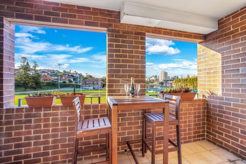 Perfect Manly Retreat with CAR SPOT and prime location Apartment in Manly