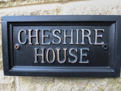 Cheshire House Maison in Castleton
