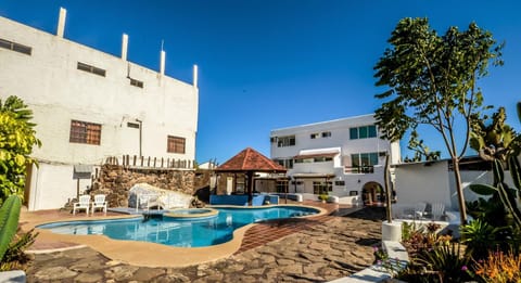 Pool view, Swimming pool