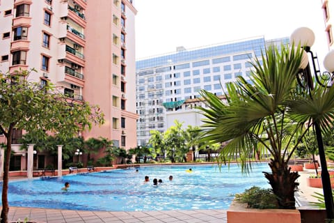 Marina Court Kota Kinabalu- Bigger Group Stay Together- 5 & 6 Bedroom Apartments Condo in Kota Kinabalu