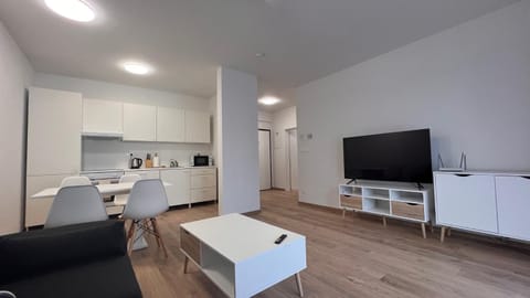 2 room Apartment Rovinka, 204 Appartamento in Bratislava