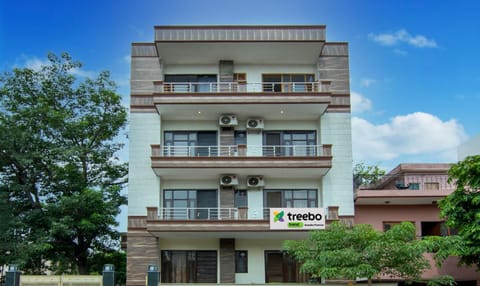 Treebo Trend Swastika Premium Hôtel in Noida