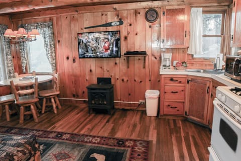 Lazy R Cottages- 3 cabin House in Estes Park