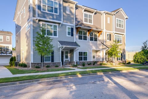 Cozy South Carolina Abode - Steps from Main Street House in Greenville