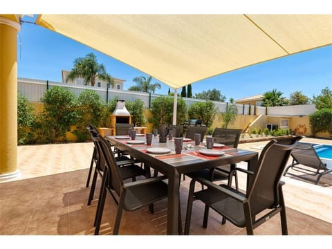 Patio, Balcony/Terrace, Seating area, Dining area, Pool view, Swimming pool, sunbed