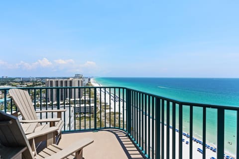 Jade East Towers 1910 by Newman-Dailey House in Destin