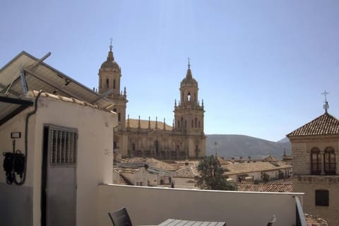 Nearby landmark, Balcony/Terrace, City view, Landmark view, Location