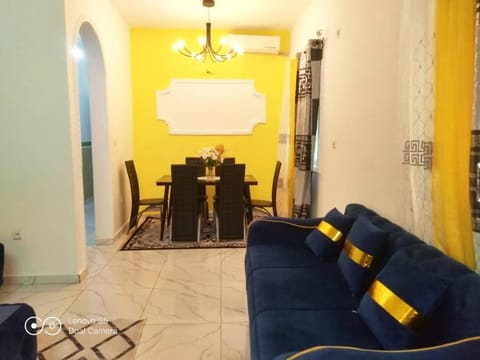 Ramakyri room Condominio in Douala