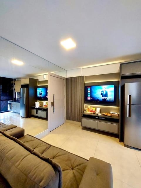 Communal lounge/ TV room, TV and multimedia, Living room