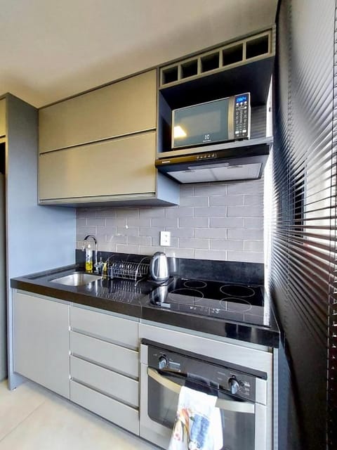 Kitchen or kitchenette, minibar, pet friendly, stove