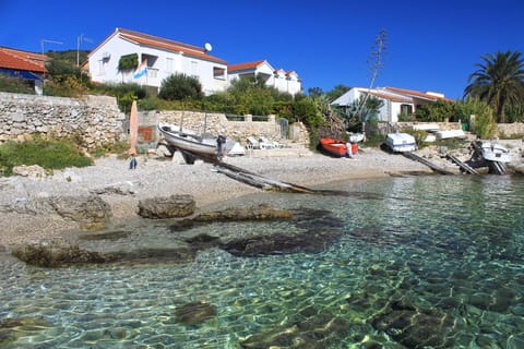 Apartments by the sea Milna, Vis - 21183 Condo in Vis