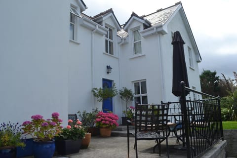 Property building, Patio