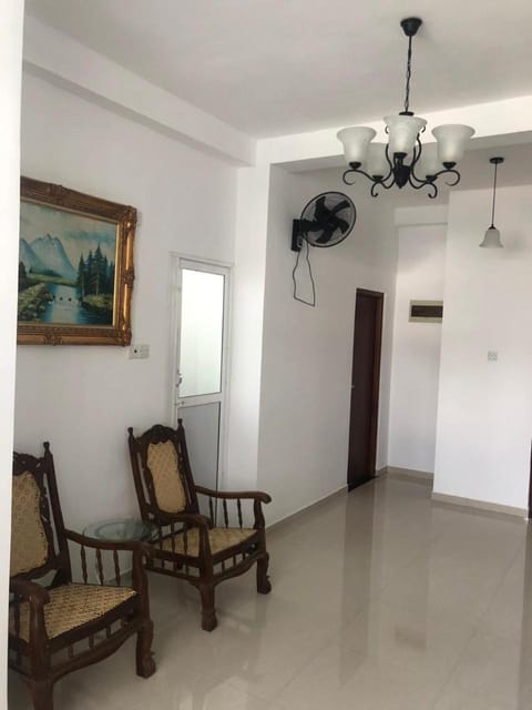 Randi Apartments B&B Bed and Breakfast in Dehiwala-Mount Lavinia