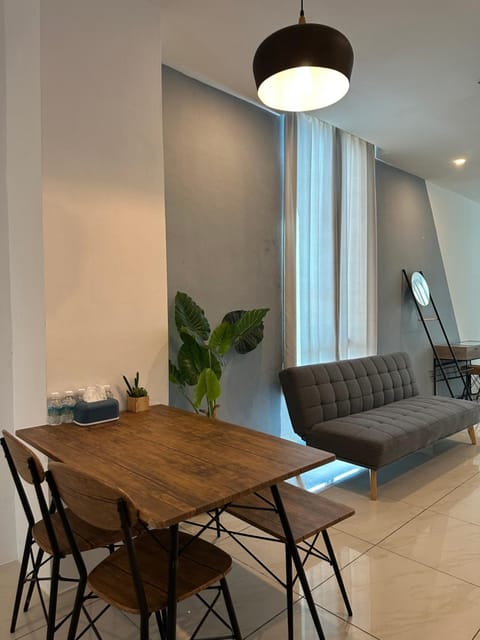 ITCC Manhattan Suites by Stay In 5-6pax Condo in Kota Kinabalu